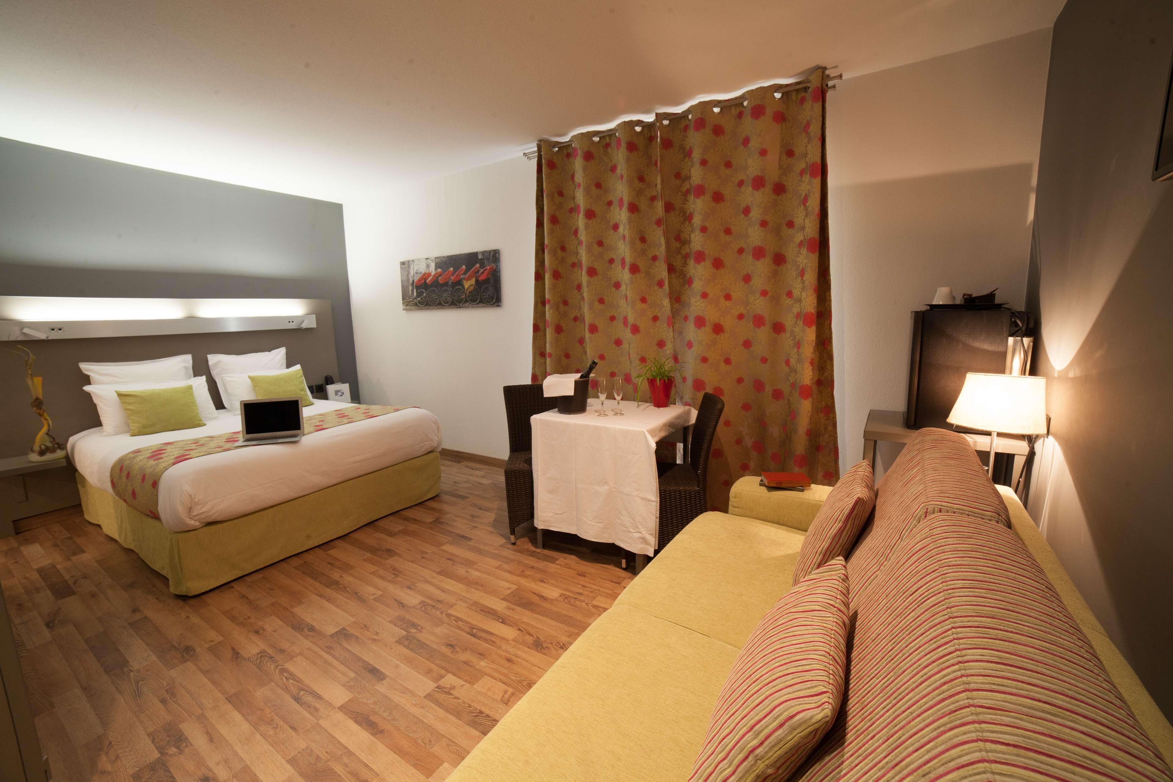 Hotel Citotel Les Dômes Sud 3*